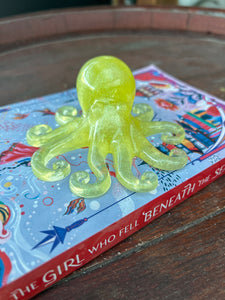 Oliver the Octopus Bookshelf Buddy, GLITTER LEMON