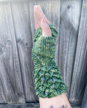 Load image into Gallery viewer, Wyverns &amp; Witchings CROCHET PATTERN
